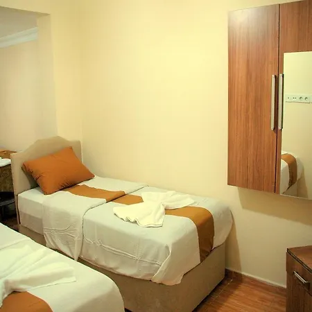 Otel Sur 1 2*