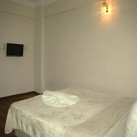 Sur 1 Otel 2*